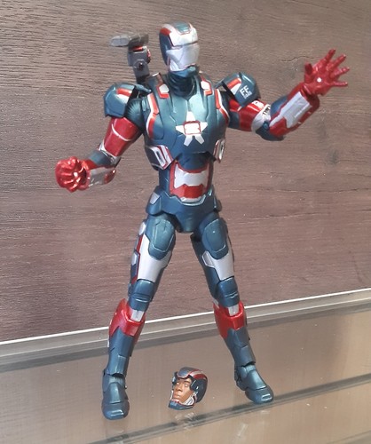 Iron man figure marvel - iron,
