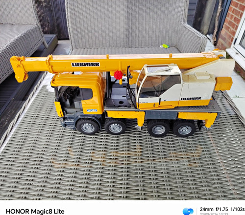 Bruder liebherr scania - bruder,