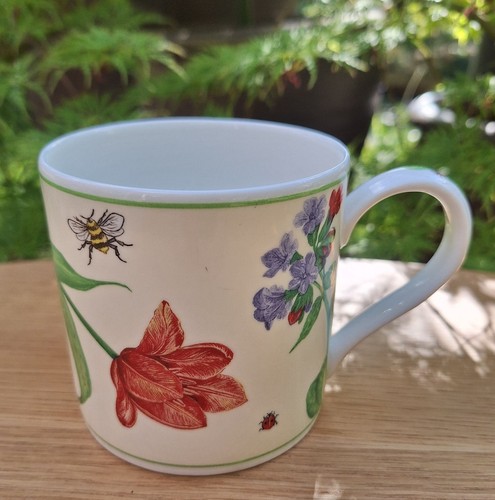 Wedgwood bone china - bone, tulip