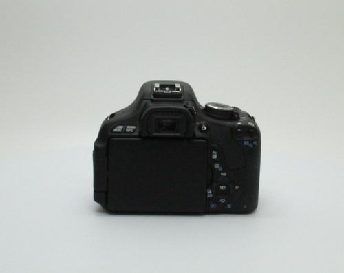 Canon eos t3i - 18, mp