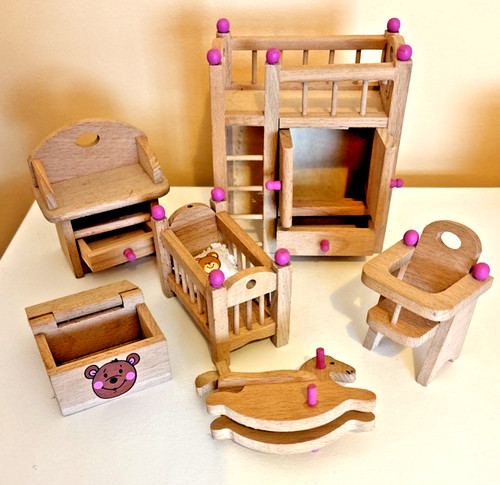 Vintage wooden doll house - wooden, doll’s