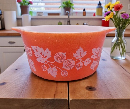 Vintage pyrex pink - vintage, gooseberry