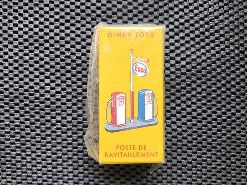 Dinky toys 49d french esso - toys,