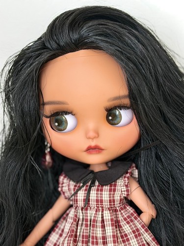 Custom blythe style doll - blythe,