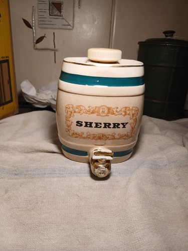 Royal victoria wade sherry - royal,