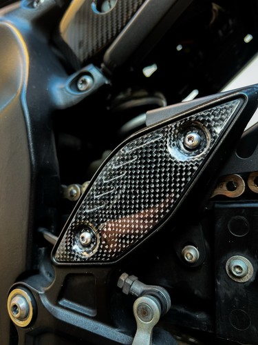 Carbon fibre heel plate - fibre,