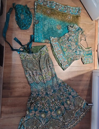 Gorgeous teal gold heavily - teal/gold,
