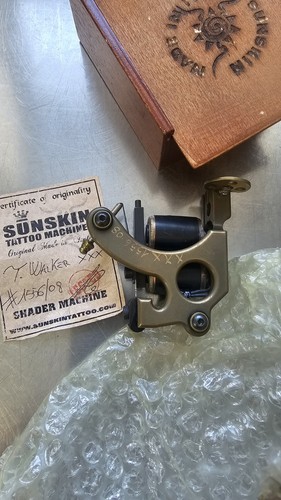 Sunskin tatto machine - j, walker