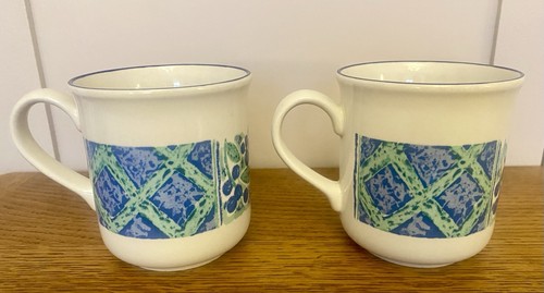 Staffordshire tableware - 2x,