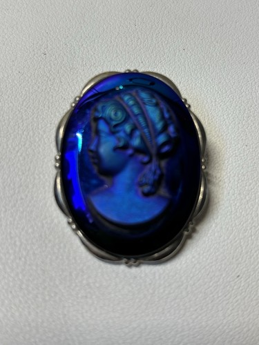 Vintage cameo brooch - vintage, brooch,