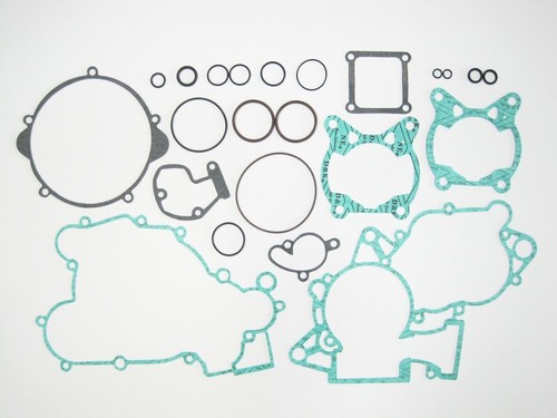 Complete set engine - engine, gaskets