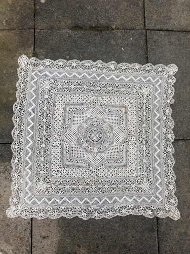 Antique maltese bobbin silk - maltese,