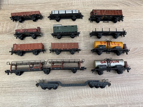 Old sheet metal cast - old, metal/