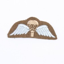 Replica British Airborne WW2 Army Parachute Jump Wings BE401