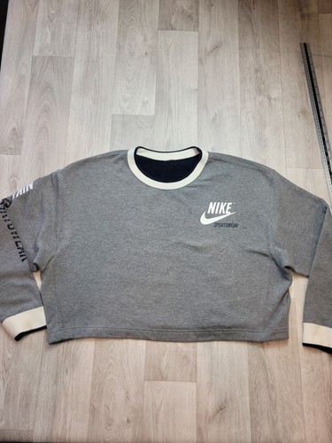 Vintage womans nike sportswear - vintage,