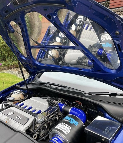 Golf mk5 r32 under bonnet - golf,