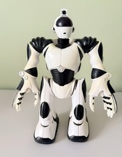 WowWee Min Robosapien V2