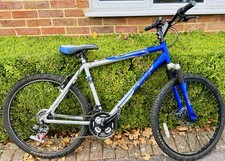 Apollo XC26 Mountain Bike 20" Frame Front Suspension Hardtail Blue Bicycle Mens