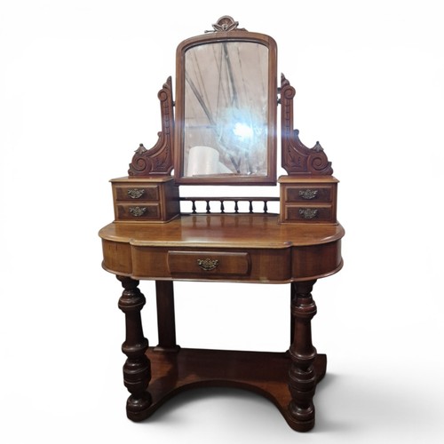 Antique victorian duchess - antique,