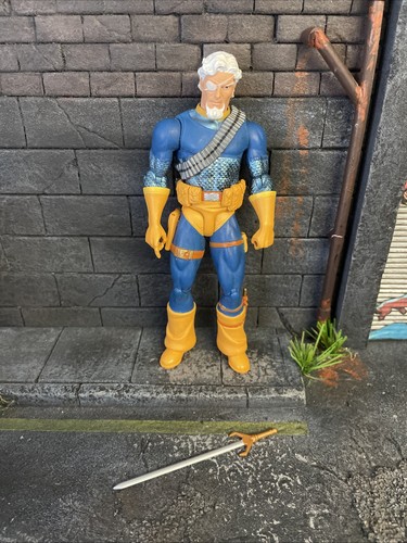 Direct unmasked deathstroke - dc,