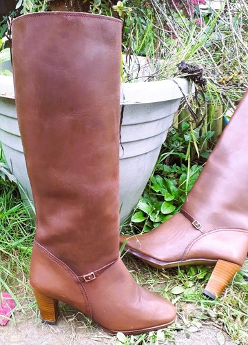 New vintage designer - vintage, brown