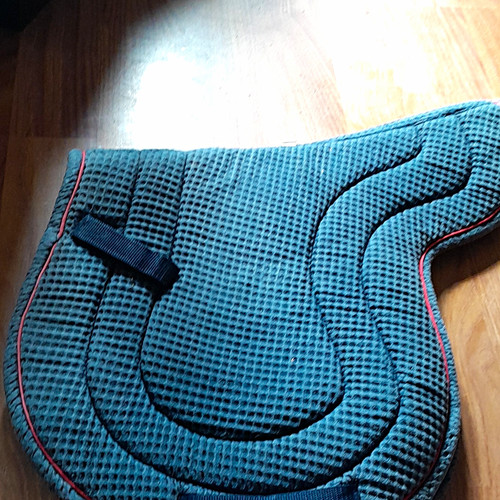 Grey quilted horse - grey,