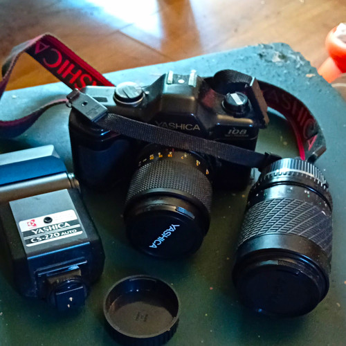 Yashica 108 black 35mm - yashica,