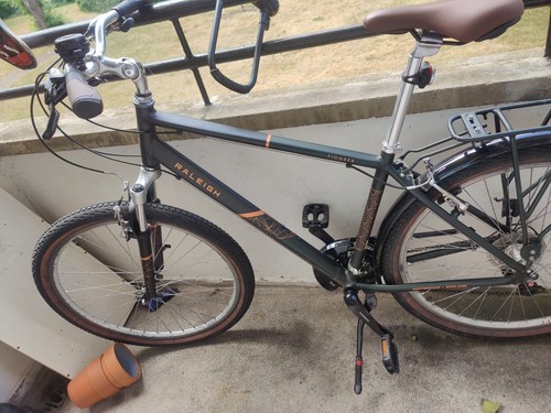 Raleigh pioneer trail - trail, crossbar