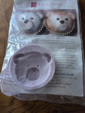 Karen Davies Sugarcraft