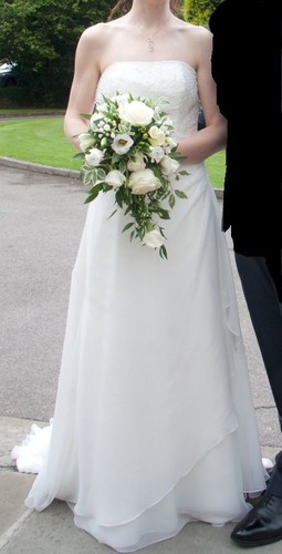Wedding dress size ivory - 8,