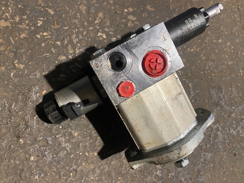 Jcb motor reverse - jcb,