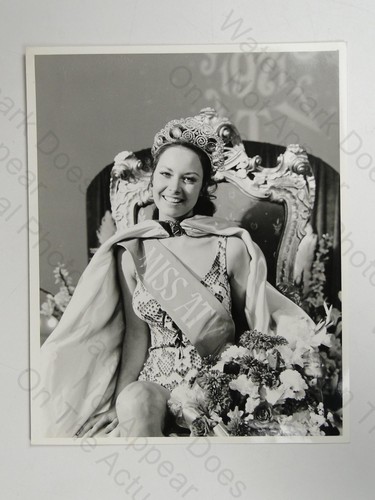 Gloria cannon miss atv - gloria,