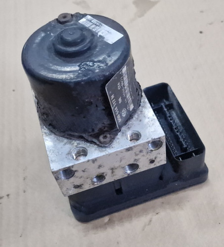 Polo abs brake pump and - 9n,