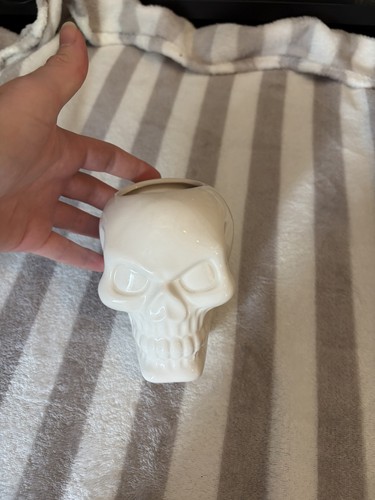 Puckator white ceramic skull - puckator,