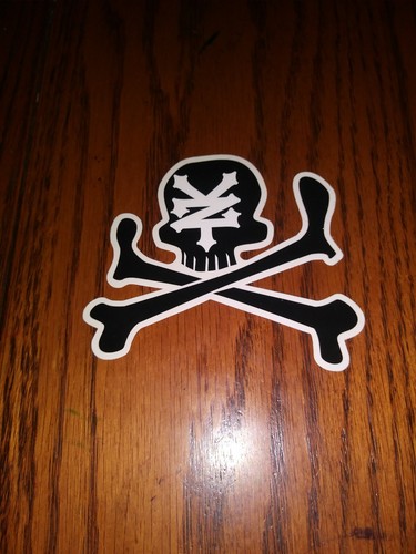 Zoo york skateboards the skull - zoo,