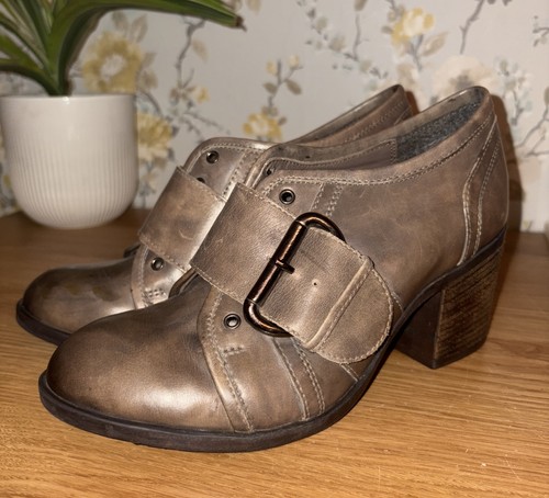 Office brown leather vintage - brown,