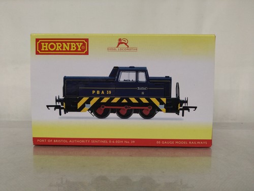 Hornby r30083 port - hornby, bristol