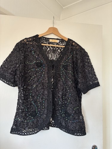 Vintage style ladies black - style,
