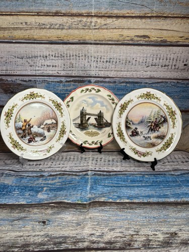 Vintage christmas plates - 3,