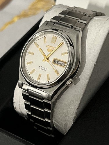 Seiko 7009 205k white - seiko,