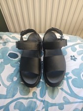 Dr Martens Air Wave Sandals Size 8 Black