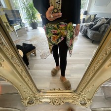 Lise  Charmel  100% Silk Tropical Print Beachy Wrap. Perfect Condition One Size