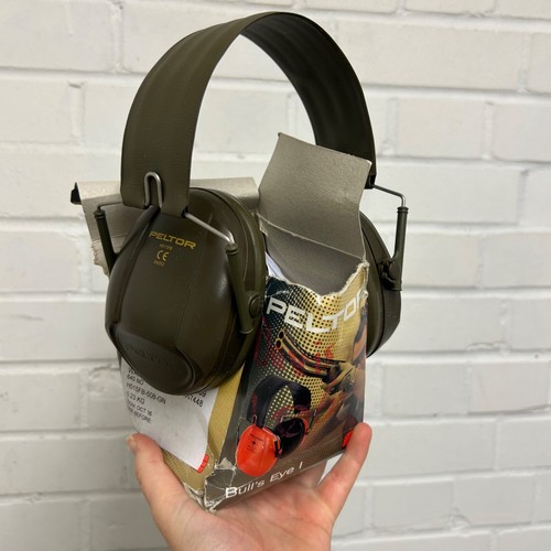 Peltor ear defenders - defenders,