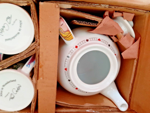 Alice wonderland tea set - tea,
