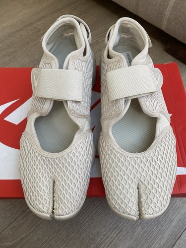 New nike air rift trainers - new,