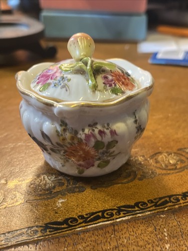 Meissen style floral pot - pot,