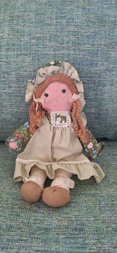 Holly hobbie friend - friend, amy