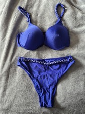 Size 36DD Top & Size 10