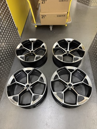 Audi rsq style alloy - 23'',
