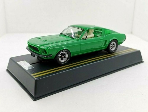 Pioneer slot car mustang - mustang, gt390